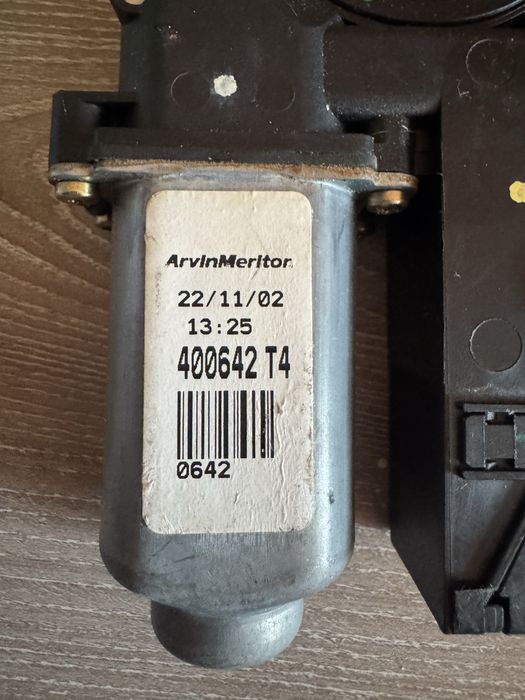 Оригинално Предно Ляво Моторче Преден Ляв Модул Ел Стъкло Skoba Fabia Roomster Polo 602959802A