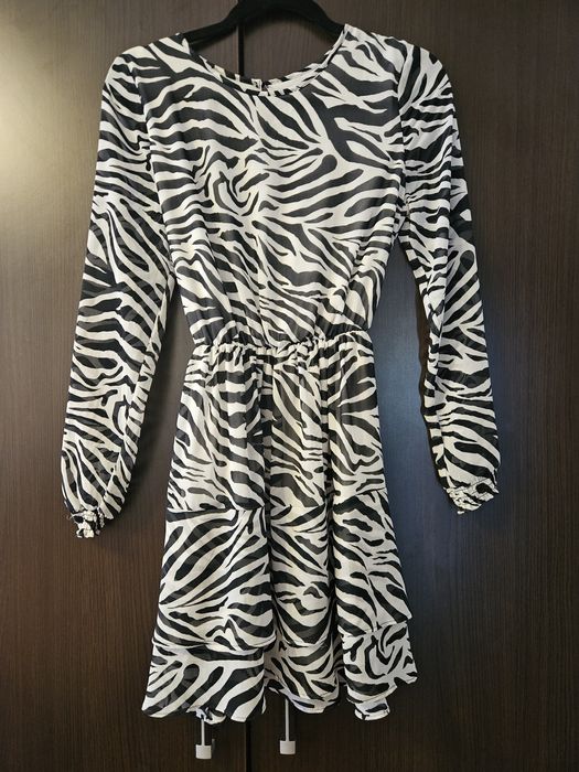 Lot 3 rochii fata, 146-152, 9,10,11 ani