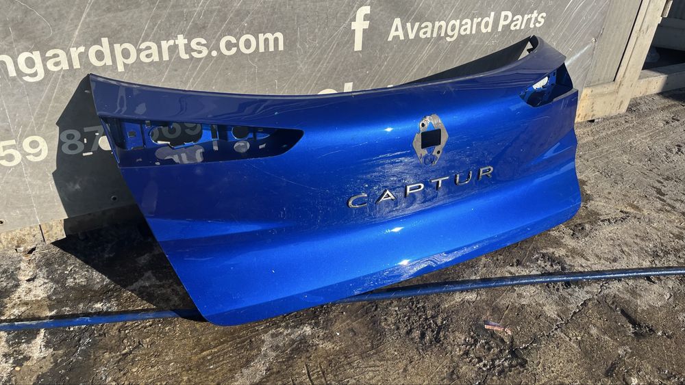 Панел на багажна врата Renault Captur 2019-