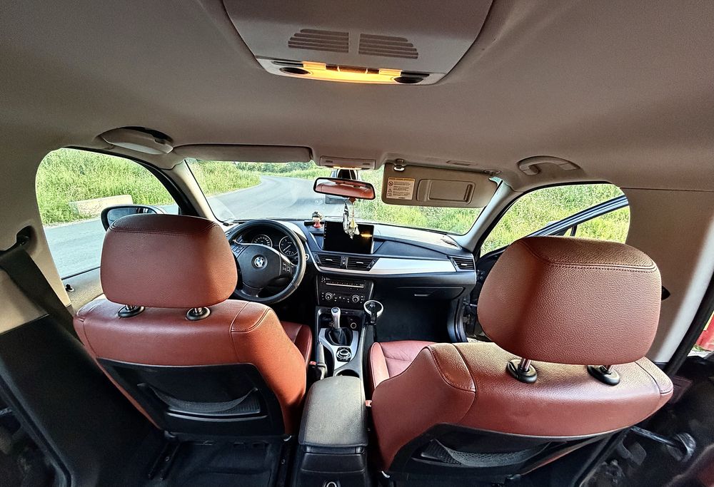 BMW X1 2010 — imagine 5