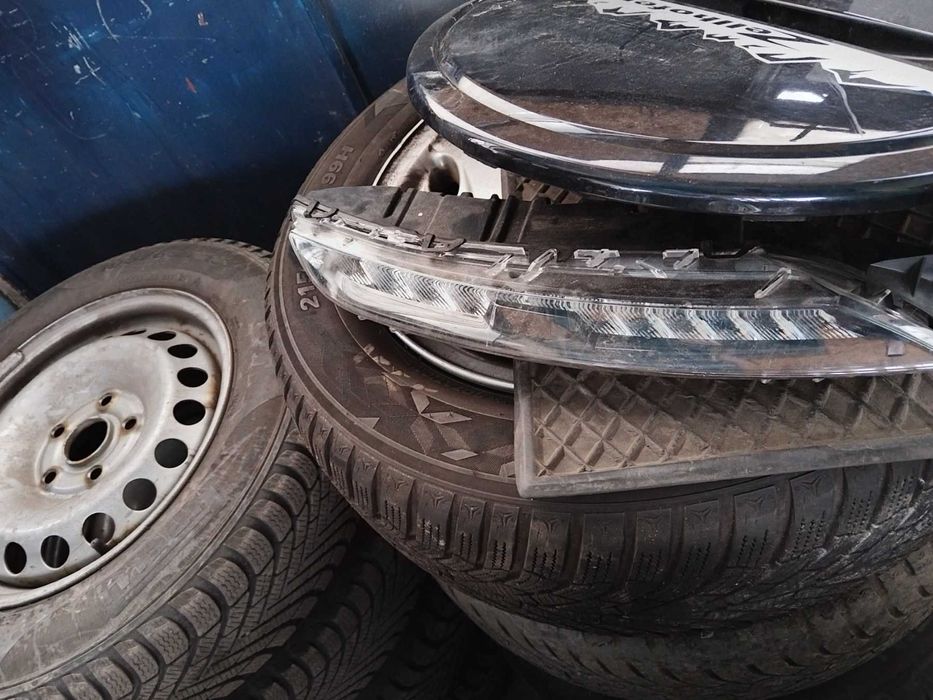 Преден Десен Халоген CITROEN C4 GRAND PICASSO 2017-2020г. Цена 250лв.