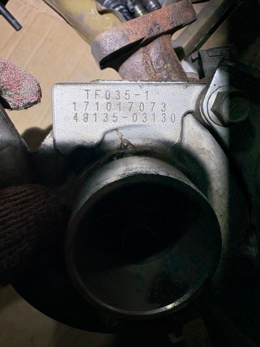 Продам турбину на паджеро 4м40