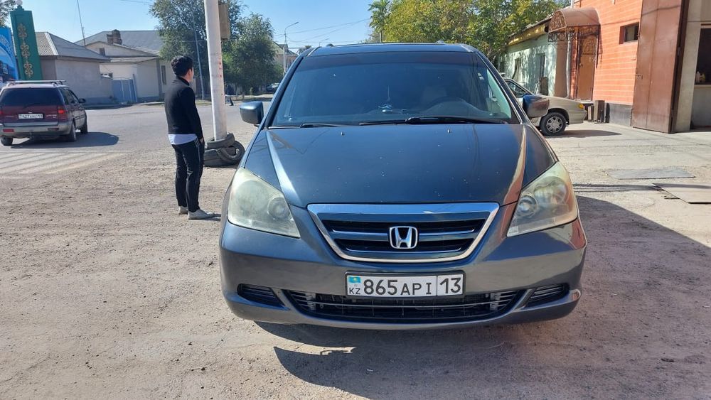 Авто Хонда авто колиги