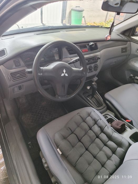 Продам машину Mitsubishi Lancer