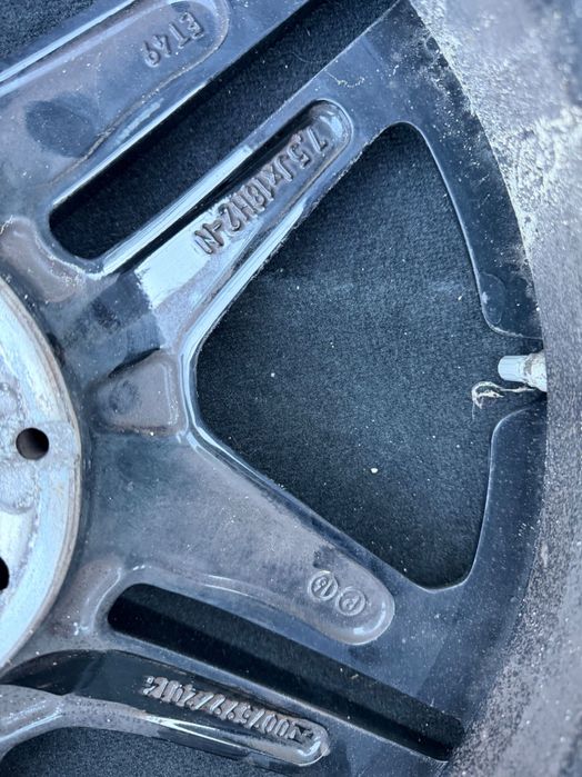 Mercedes джанти+гуми 5 112 18