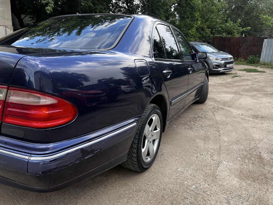 Mercedes w210 E200