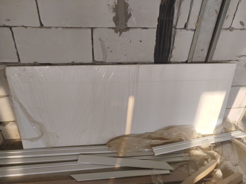 Межконатная дверь