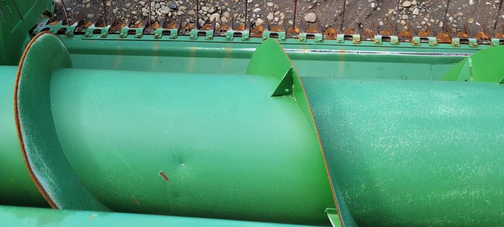 Tocatoare pentru combine agricole