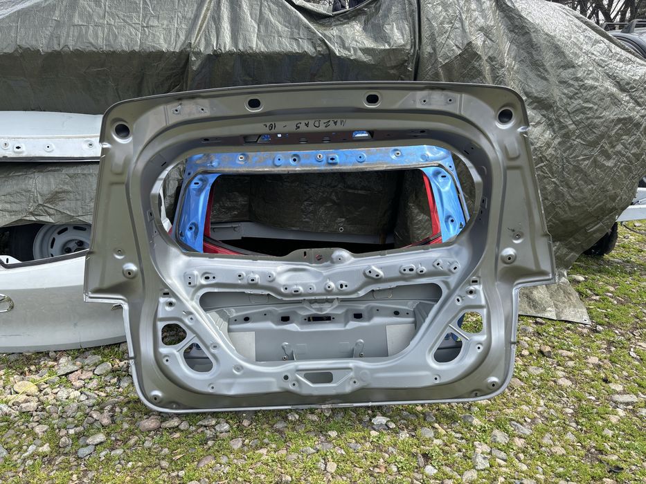 Капак/Багажник/Задна врата Мазда5/Mazda 5