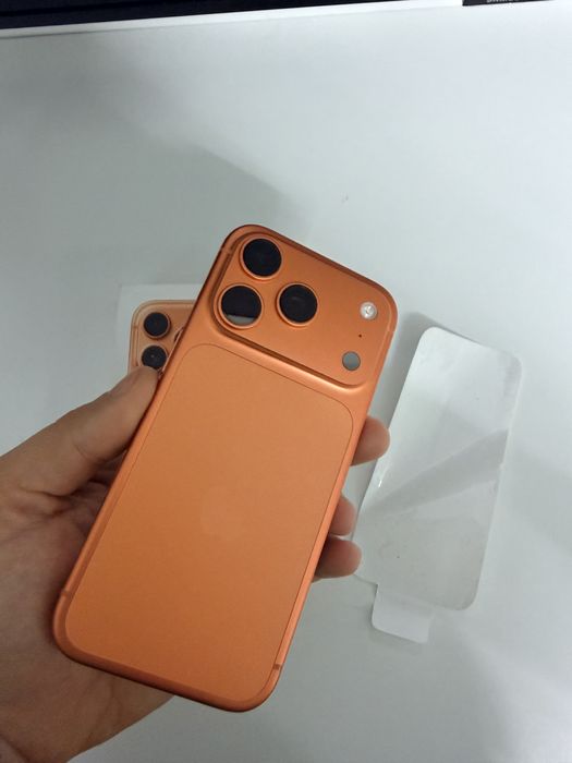 Iphone 17 pro 256 ca nou 30 de incarcari