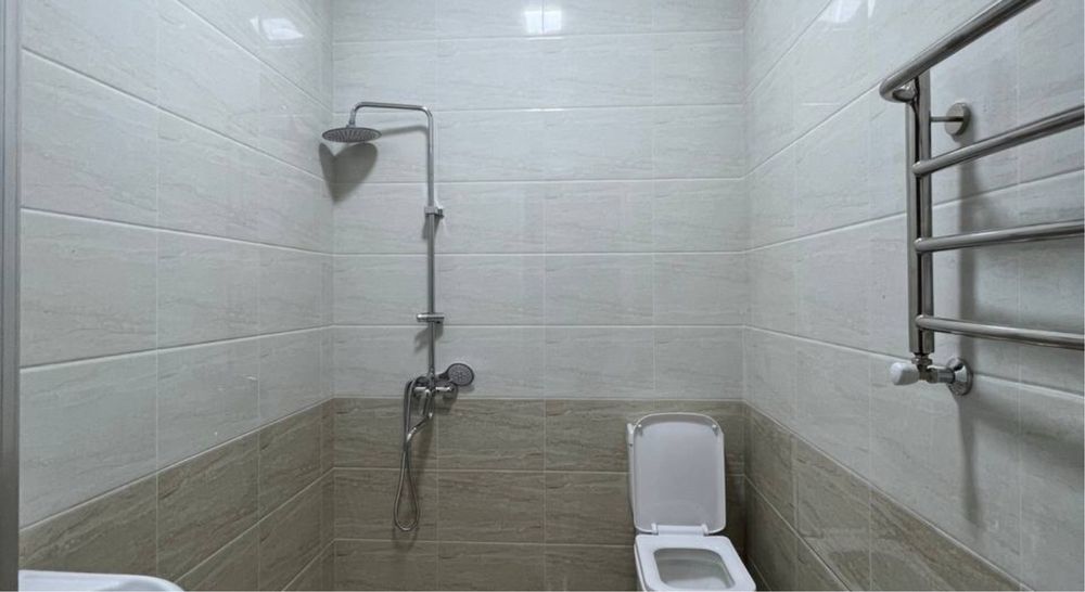 Xasanboyda 2 sotik uchaska remontlari bilan