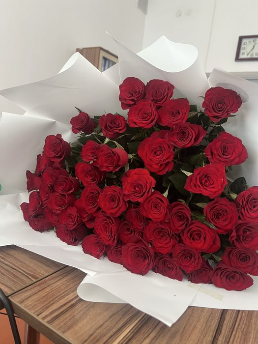 Цветы свежие 51 шт