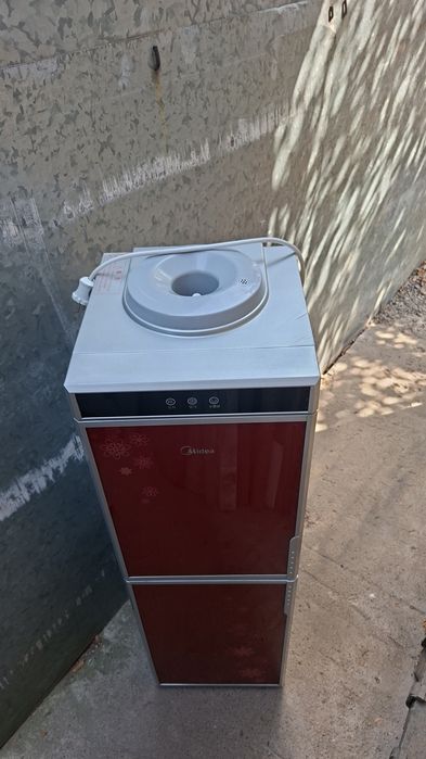 Диспенсер для воды