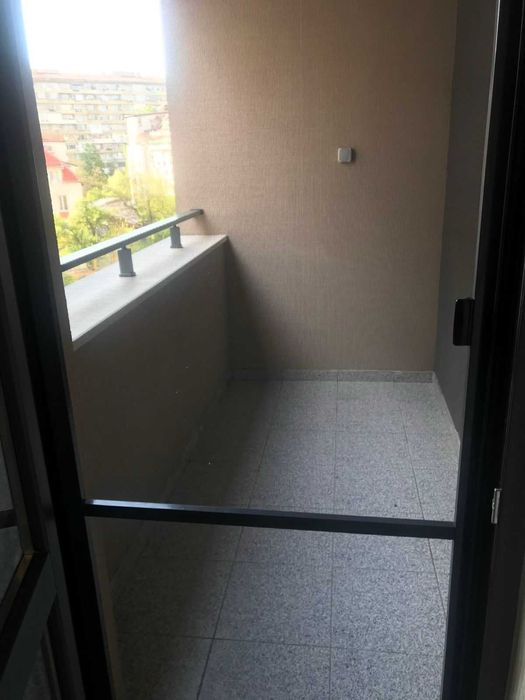 Дава се под наем Двустаен апартамент в София, Красно село - 60 кв.м за 698.19 € - Снимка #6