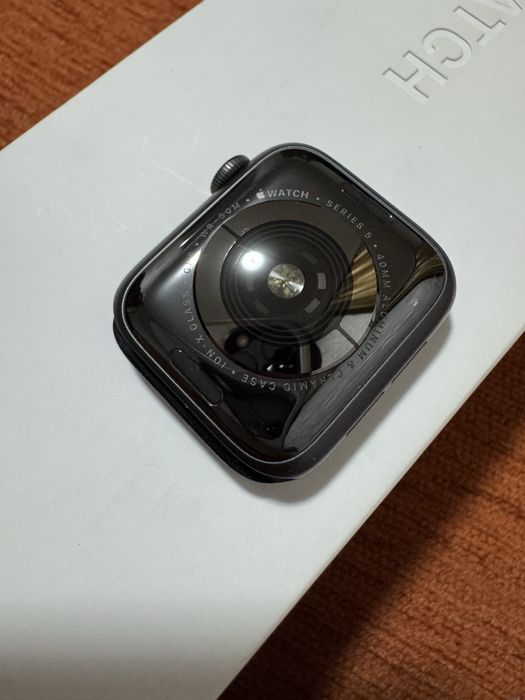 Apple watch 5 series