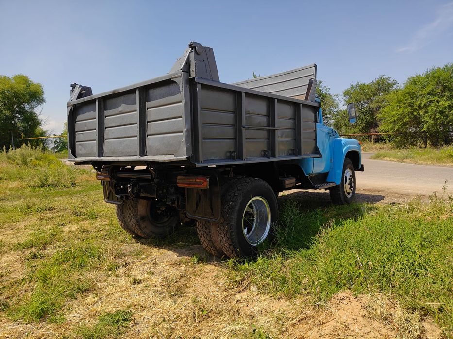 В продаже ЗИЛ 130