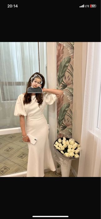 белое платье ……..