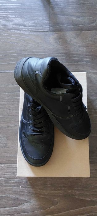 Юношески обувки - номер 40