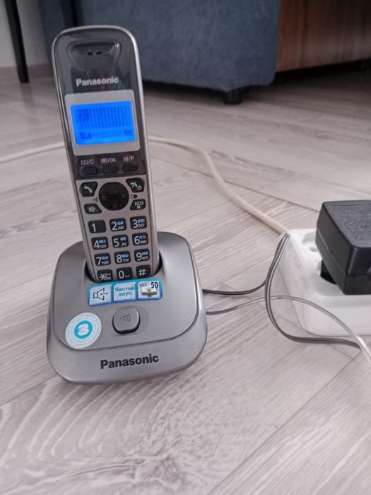 Телефон проводной