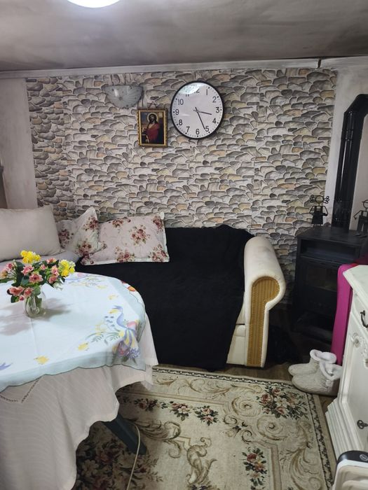 Închiriez casa / camera Călimănești