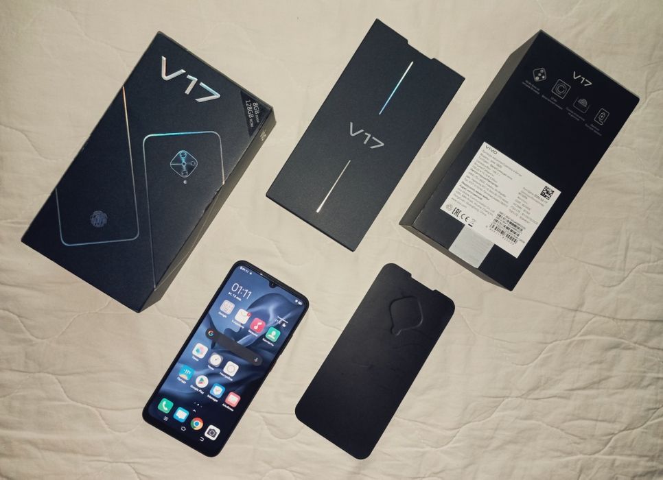 Vivo V17 12/128Gb c NFC идеал
