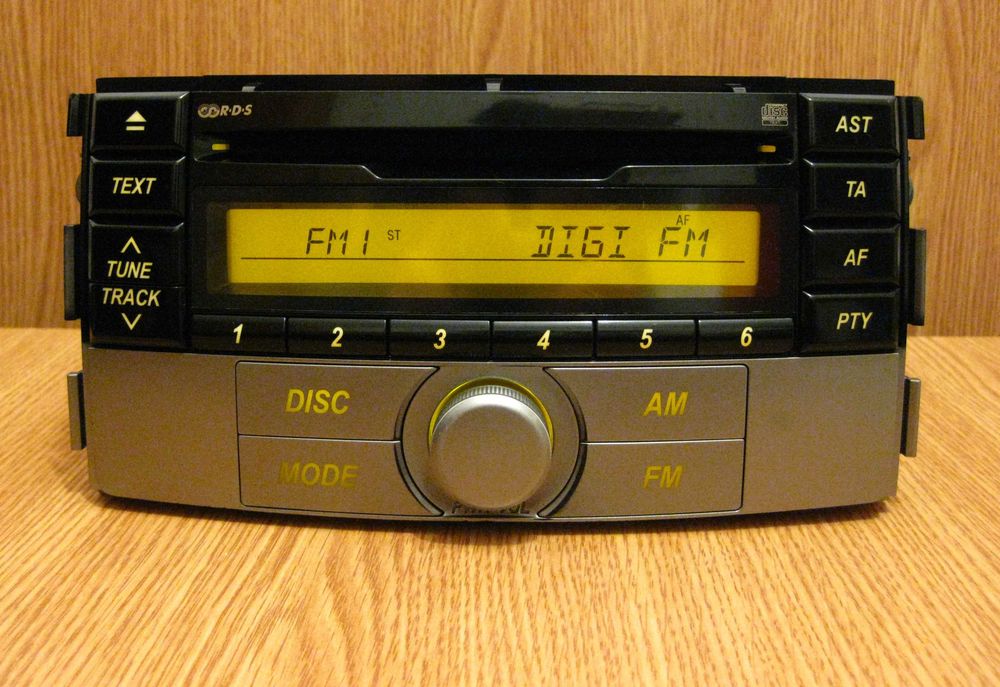 Radio CD MP3 player Dacia Ford Mercedes Daihatsu Smart casetofon