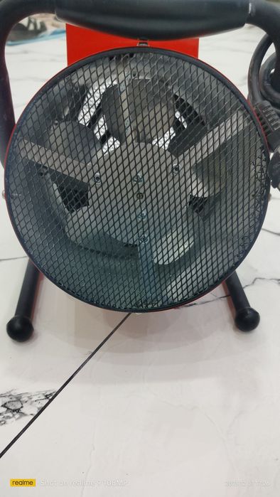 Тепловентилятор электрический  новый