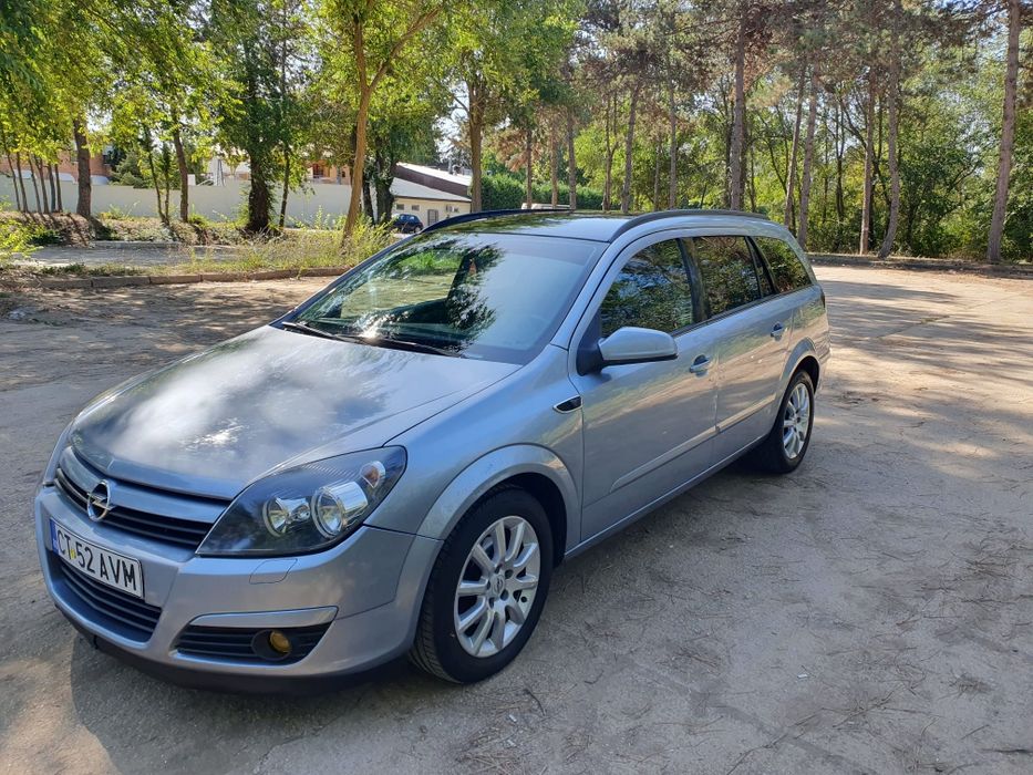 Vând Opel Astra H