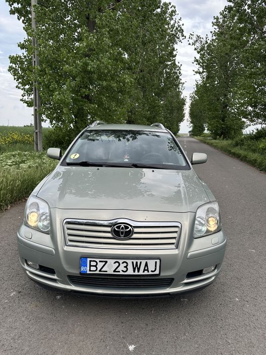 TOYOTA Avensis