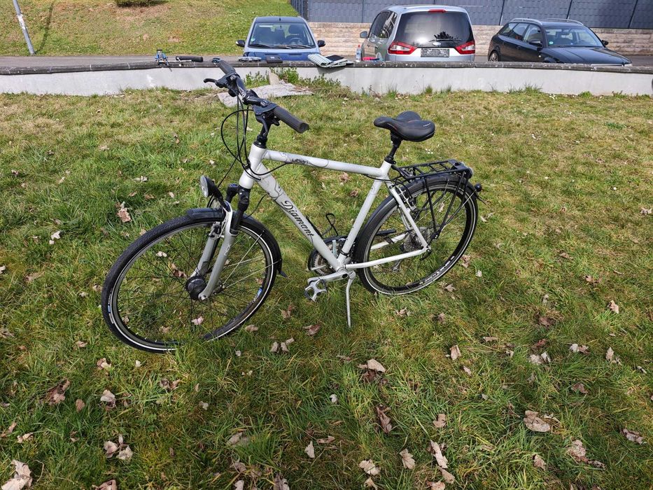 Bicicleta, de vanzare.
