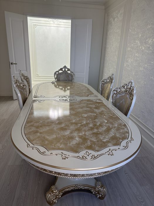 Продам стол со стулями