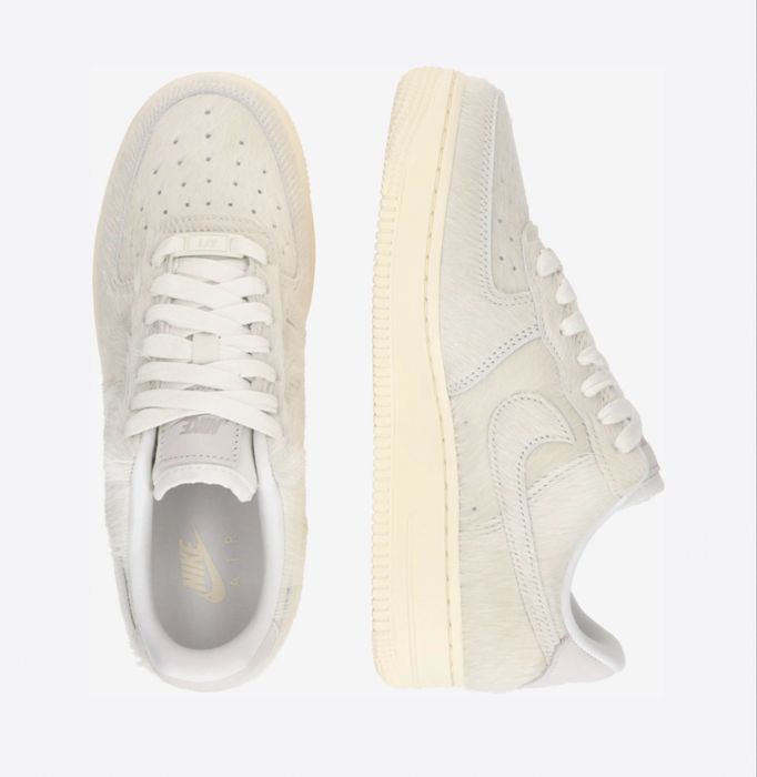 Чисто Нови Оригинални Дамски Обувки Nike Air Force WMNS 38 номер