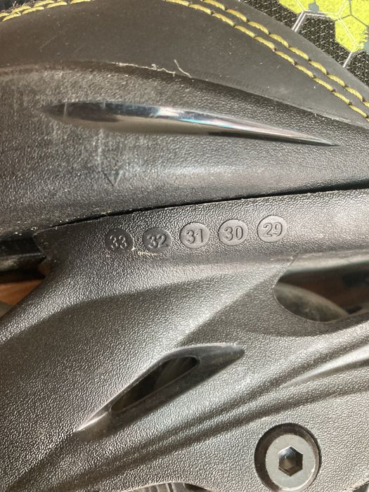 Намалени! Детски ролери 29-33 н, каска и протектори