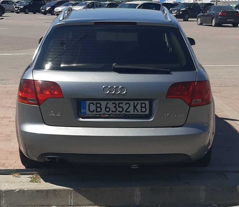 Продавам Ауди А4 1.9 ТДИ  Авант  2005г