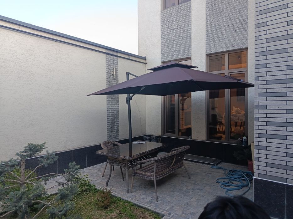 Zontik naves tent optom