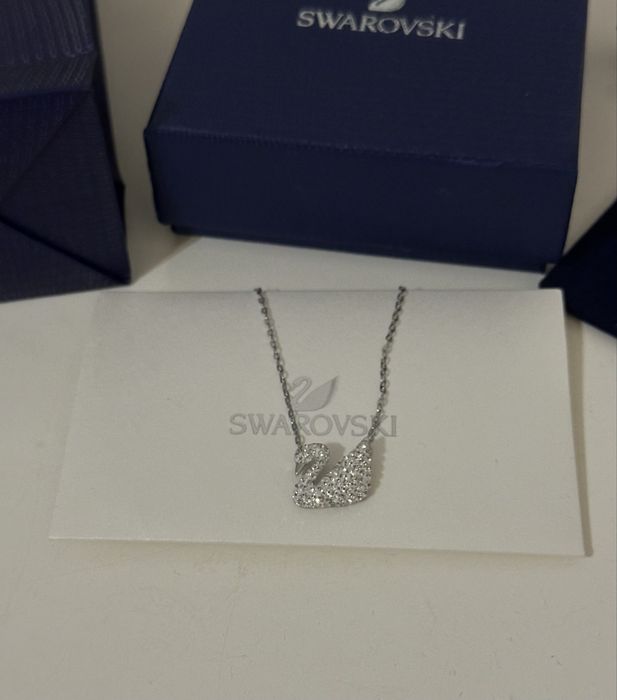 Lant swarovski model lebada alba
