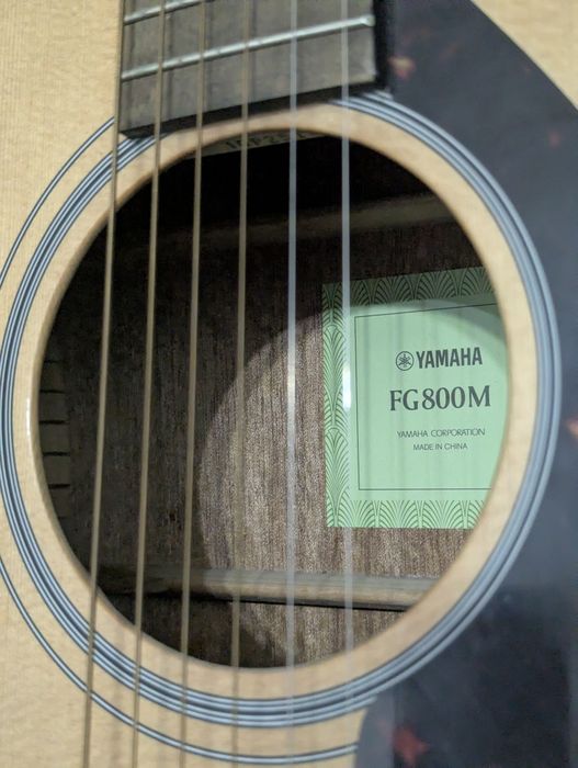 Акустическая гитара Yamaha FG800M