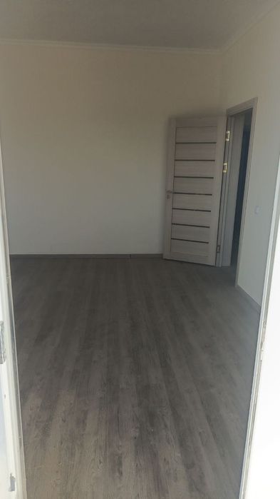 Жиззахда 2 хонали квартира сотилади