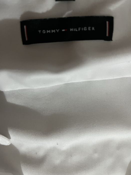 Продам рубашку томми