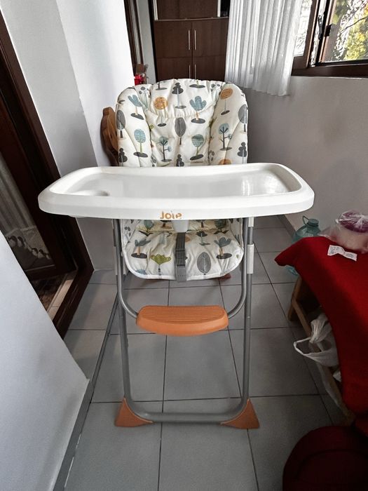 Scaun de masa Joie