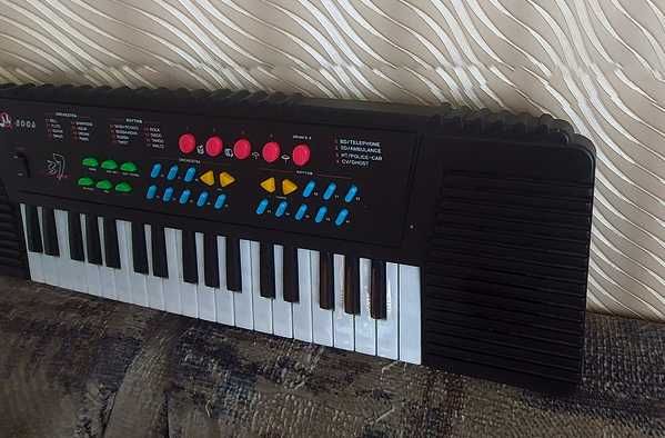 Продам электроорган для детей