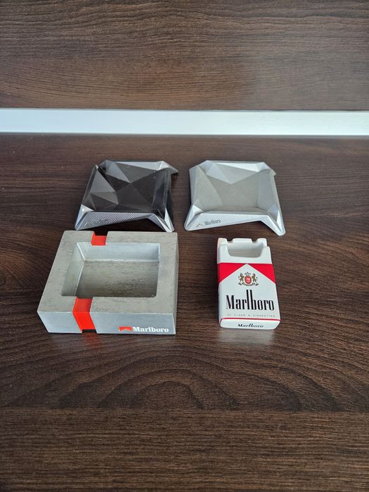 Пепелници Marlboro