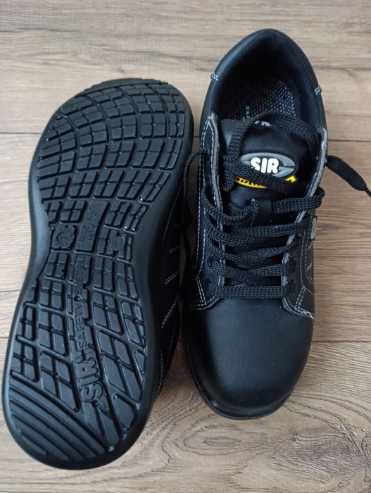 Pantof jos cu protecție