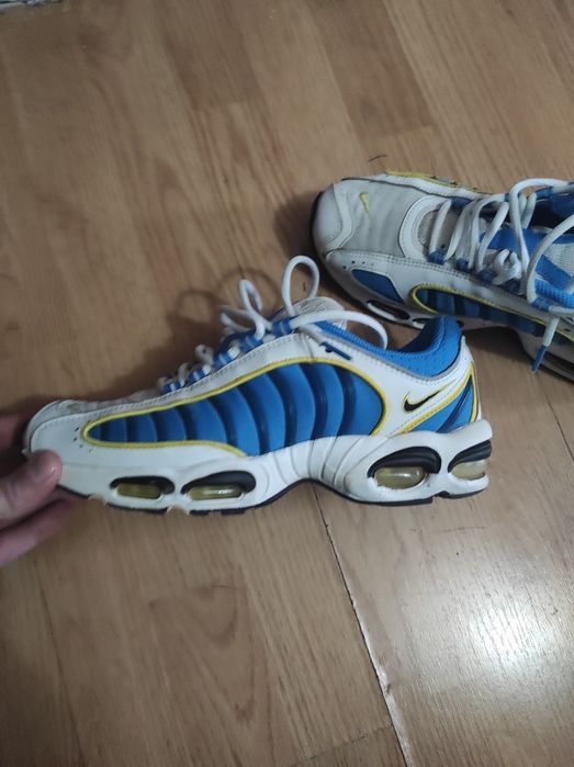 Adidași Nike model renumit