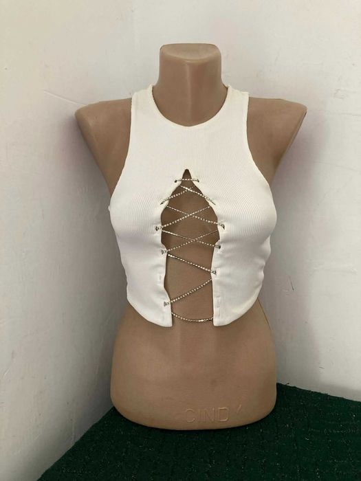 Vând haine de dama