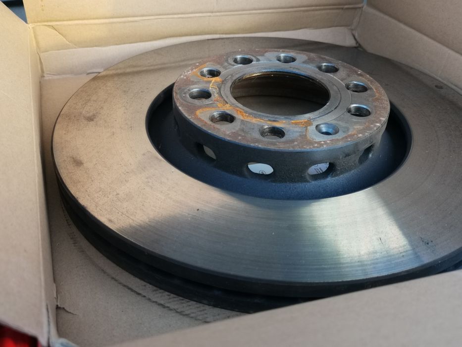 Спирачни дискове за Ауди А4 B6 Audi