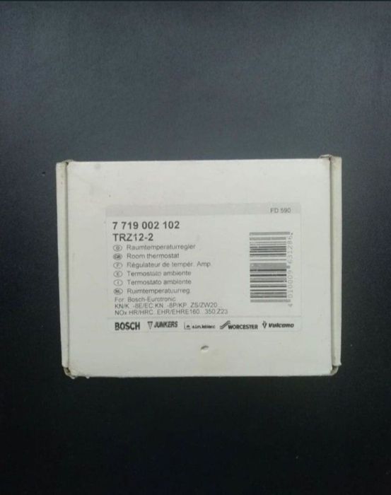 Termostat de cameră Junkers TRZ12-2