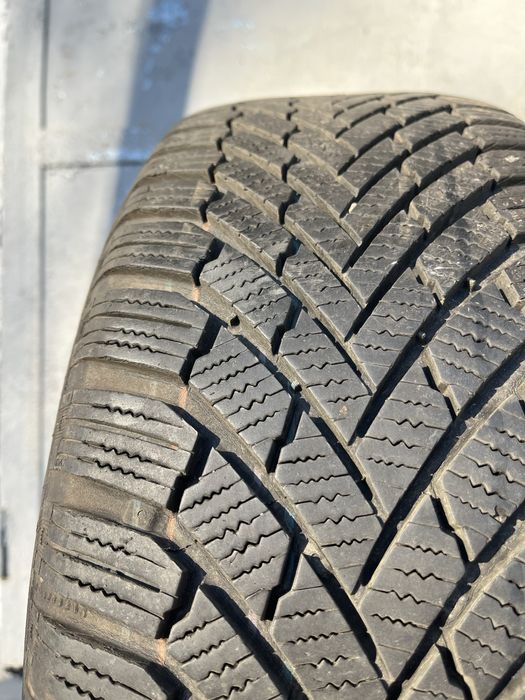 2 бр. зимни гуми 205/55/16 Continental 7 mm DOT 3818