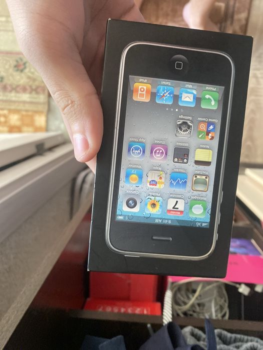 Iphone 3gs с коробкой