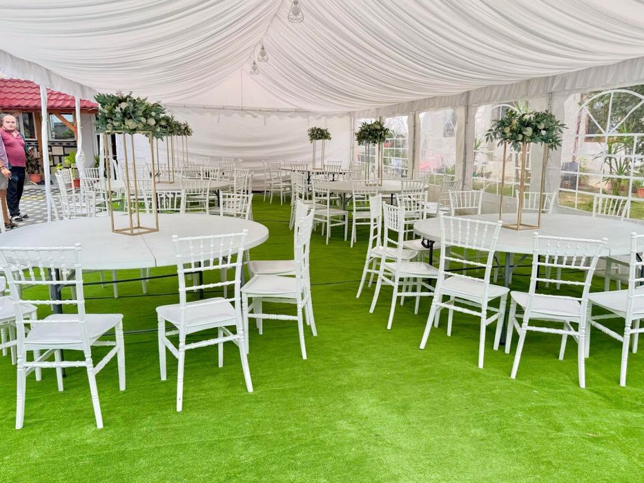 Inchiriem corturi evenimente, mese , scaune, aranjemnete, vitrine